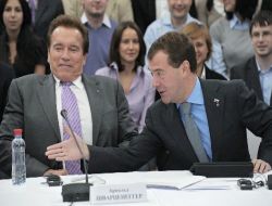 Medvedev: İş Adamları Kazanmak İçin Risk Almalı!