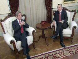 Başbakan Erdoğan, Fransa Dışişleri Bakanı Kouchner'i Kabul Etti