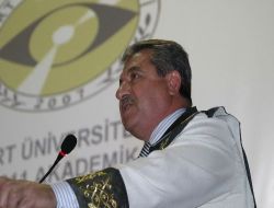 Siirt Üniversitesi Rektörü Prof. Ziyadanoğulları: Kimya Alanında Bir Marka Haline Geleceğiz