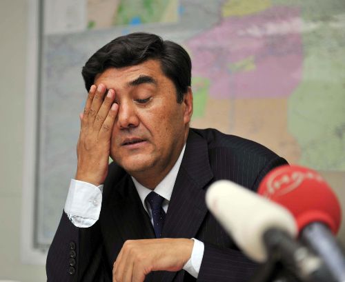 Sincan valisi Bekri İslam âlemine seslendi: ''Olayların ne İslam ile nede milliyetle ilgisi var''