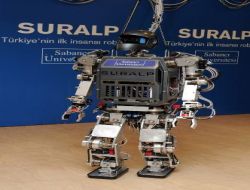 Türkiye'nin İlk İnsansı Robotu Görücüye Çıktı