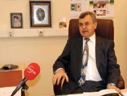 Özal'dan Akgündüz'e: Doğu'nun Çözüm Yolu Bu Raporda Saklı; Ama Gel De Bunu Bizim Kafalara Anlat!