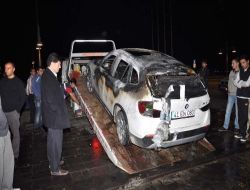 Lüks Otomobilini Kendi Eliyle Ateşe Verdi