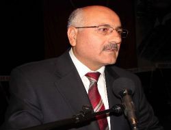 Gazeteci Yazar Alkan: Osmanlıca'nın Öğretilmesinde Devlete Büyük Görev Düşüyor