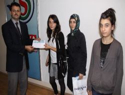 Sakarya Dershanesi, Başarılı Öğrencileri Ödüllendirdi