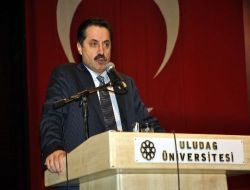 Bakan Çelik: Üniversiteler, Devletle Millet Arasındaki Meselede Öncülük Etmeli