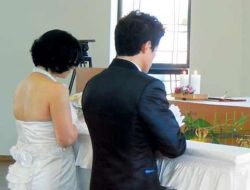 Film Gibi Aşk Hikayesi: Evlenmek İçin Hapisteki Sevgilisini 18 Yıl Bekledi