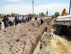 Aksaray'da Köylüler Birlik Oldu, 40 Yıllık İçme Suyu Boruları Değiştiriliyor