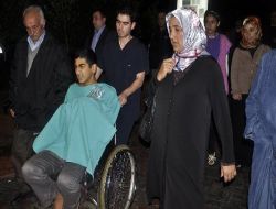 Patlamada Yaralanan Çocuk Parmaklarının Dikilmesi İçin Ameliyata Alındı