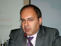 Tofaş Ceo'su Ali Pandır: Türkiye'nin Doğusundaki Fırsatları Başkaları Gelmeden Değerlendirmeliyiz