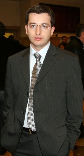 Amerikan Türk toplumunun sevilen isimlerinden Şeker'i son yolculuğuna sevenleri uğurladı!.