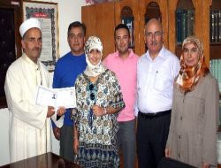 Rehberden Etkilenen Meksikalı Baba Ve Kızı Müslüman Oldu