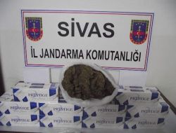 Trende 2 Kilo 810 Gram Uyuşturucu Bulundu