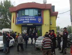 Bdp İl Binasına Molotof Attığı İddiasıyla Aranan Araç Polisi Alarma Geçirdi