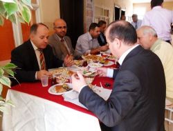 Cizre'de Öğrenciler Yararına Kermes Açıldı