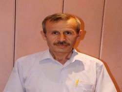 Yaş Kararı İle Son Verilen Görevine İadesini İstedi