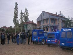 Kaza Kurşunu İle Halasının Kızını Vurdu