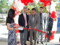 Batman Kardelen Derneği Yoksul Öğrenciler İçin Kermes Açtı