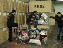 Yalan Beyanla Yurda Sokulan 3 Bin 109 Adet Elektrikli Bisiklete El Konuldu