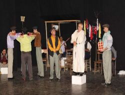 'düğün Evi Oyun Evi'nin Galası 26 Ekim'de Yapılacak