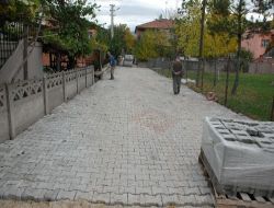 Bolu'da Kaldırım Yenileme Çalışmaları Sürüyor