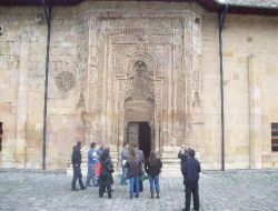 Divriği Ulucamii Ve Darüşşifası'na İzleme