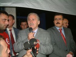 Disk Genel Başkanı Çelebi, İşten Atılan 22 İşçiye Destek Amacıyla Düzce'ye Geldi