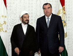 Tacikistan Cumhurbaşkanı Rahman İran Parlamento Heyetini Kabul Etti