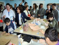 Otistik Çocuklar, Duyu Terapi Odası Ve Oyun Alanına Kavuştu