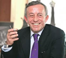 Ali Ağaoğlu: 'Tek rakibim Cem Yılmaz'