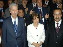 Koü Rektörülük Seçiminde Öğretim Görevlileri 'sezer Komsuoğlu' Dedi