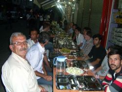 Ardeşen'de Esnafın İftar Coşkusu Sokağa Taştı