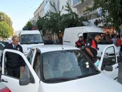 Fethiye'de İki Otomobilde Silah Ve Uyuşturucu Bulundu