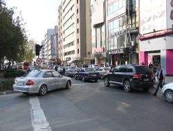 Trafik Lambalarının Yanmaması Üç Gündür Yolları Altüst Ediyor