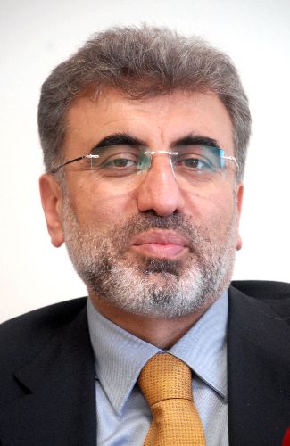 Mayınlı arazinin içinden günlük, 2 bin 500 varil petrol çıkartılıyor!!