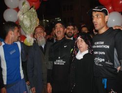 Astım Hastası Hiç Durmadan Koştu Ve 126 Kilometreyi 14.5 Saatte Tamamladı