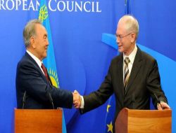 Nazarbayev, AB Konseyi Başkanı Rompuy İle Görüştü!