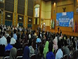 Gülen'in Eğitim Modeli, Endonezya'daki Konferansta Tartışıldı!