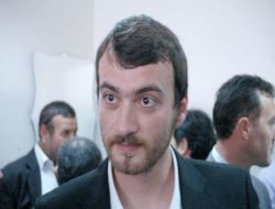 Kollama'nın Yiğit Komiser'i: Kahvehanede Çalışmam Oyunculuk Hayatıma Artı Puan Kazandırdı