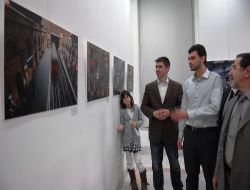 'kaldırım Taşı' Sergisi Açıldı