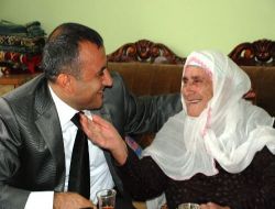 Of'ta Kutlamalar Cumhuriyet Yaşıtlarını Ziyaretle Başladı