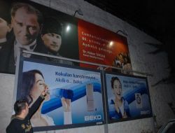 Bayram Afişi Hazırlayan Chp'li Belediye, Cumhuriyet'in Yıldönüm Tarihini Şaşırdı