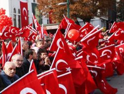 Cumhuriyet'in 87. Yıldönümü Fener Alayı İle Kutlanacak
