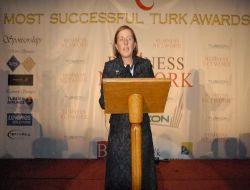 İngiltere'de 'en Başarılı Türkler' Ödülleri Sahiplerini Buldu