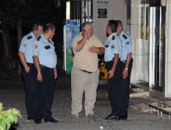 Araç İçinde Sızdı, Uyandırılınca Karakola Gitmemek İçin Polise Direndi