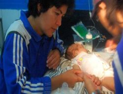 Bir Buçuk Aylık Bebek Tsunamiden Sağ Kurtuldu