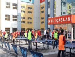 Öğrenciler Kulüplerde Özgüven Kazanıyor