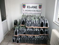 Edirne'de 606 Şişe Kaçak İçki Ele Geçirildi!