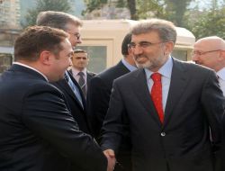 Bakan Yıldız: "Bozkırlarda Santral Kuramayız; Su Ve Yeşilin Olduğu Her Yer Enerjidir"