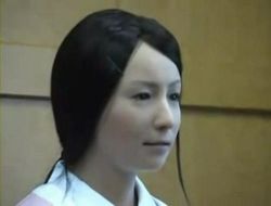 Japonlar 'hasta Bakıcı' Robot Geliştirdi